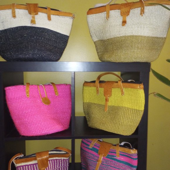 Kiondo Sisal Shoulder Bag Large each - Picture 3 of 3